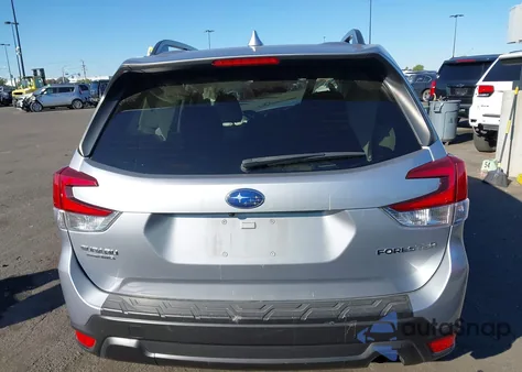 2019 Subaru Forester Premium z USA, uszkodzony, nr VIN JF2SKAGC0KH499574